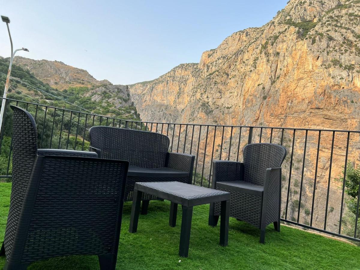 Bed and Breakfast L'Oasi Del Raganello Civita Zewnętrze zdjęcie