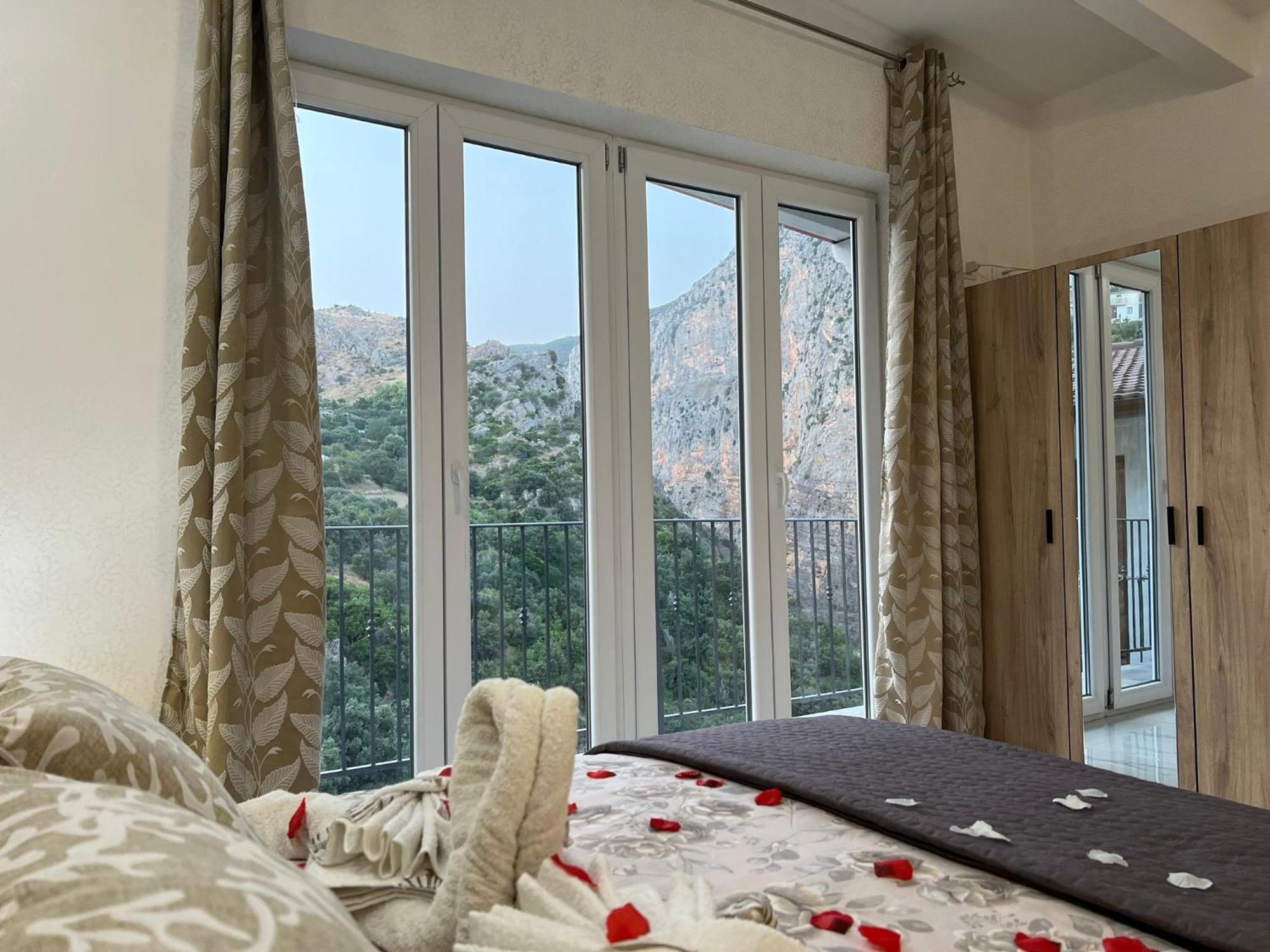 Bed and Breakfast L'Oasi Del Raganello Civita Zewnętrze zdjęcie